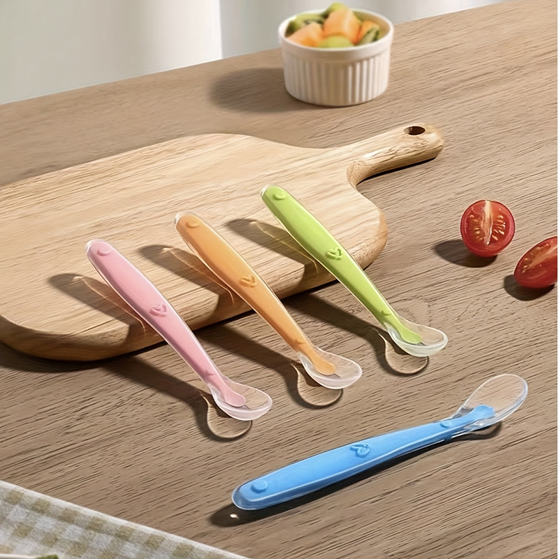 Cuillère en silicone à pointe  - Baby Food Utensils avis et prix